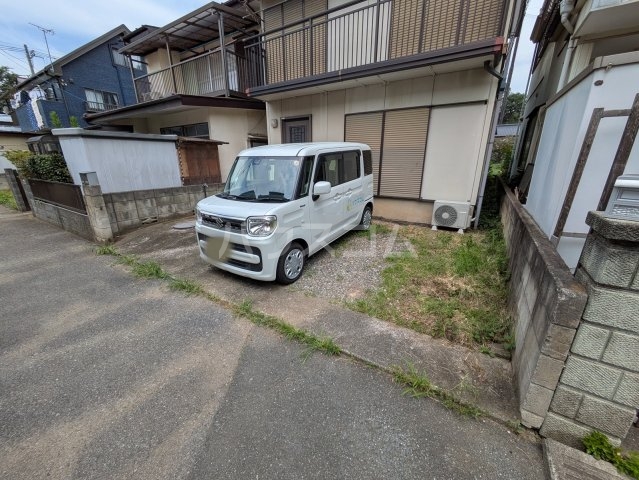 28/30 駐車場
