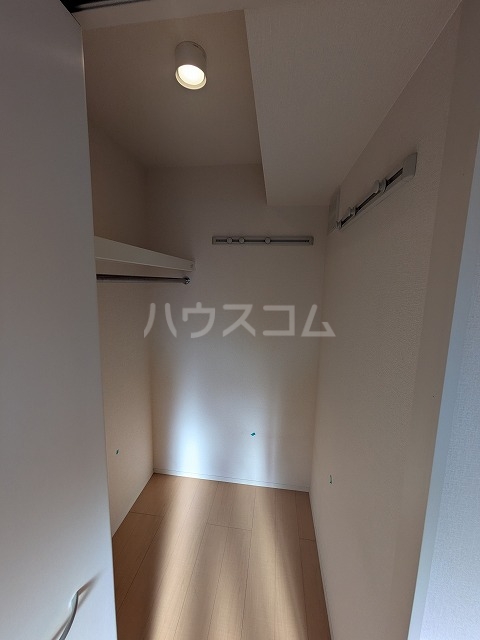 13/30 収納