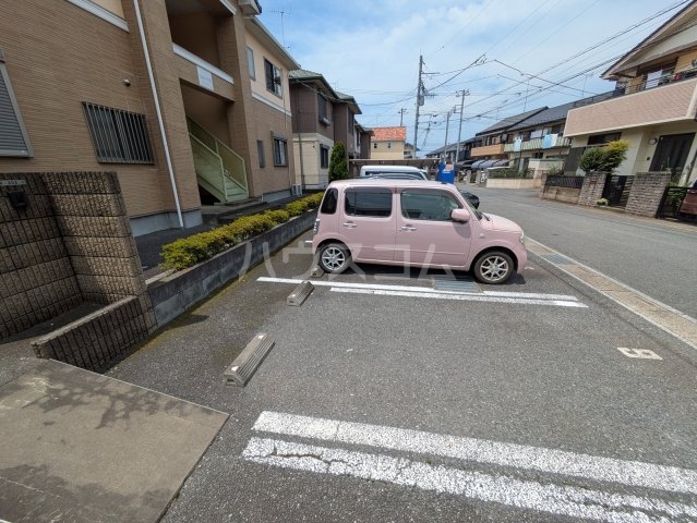 25/30 駐車場