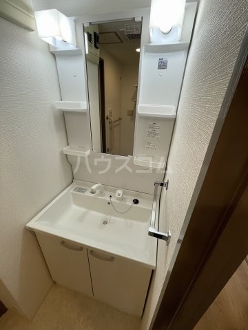17/30 洗面