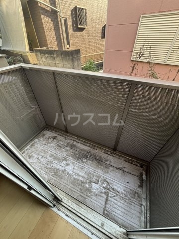 21/30 バルコニー