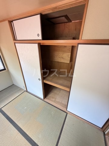 14/27 収納
