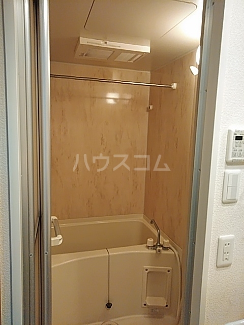15/30 浴室
