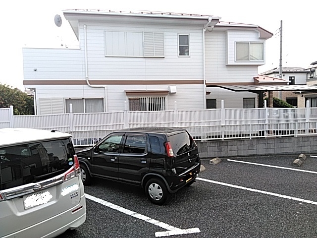 22/30 駐車場