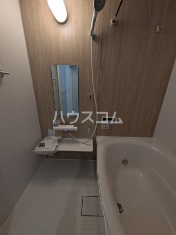 14/30 浴室