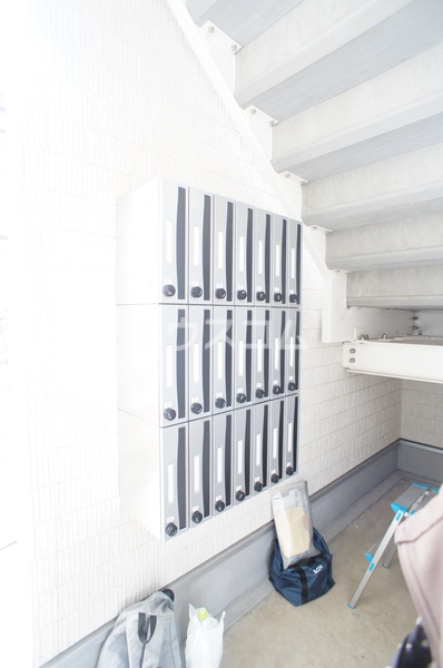 19/29 エントランス