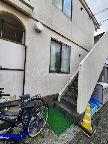 2/4 エントランス