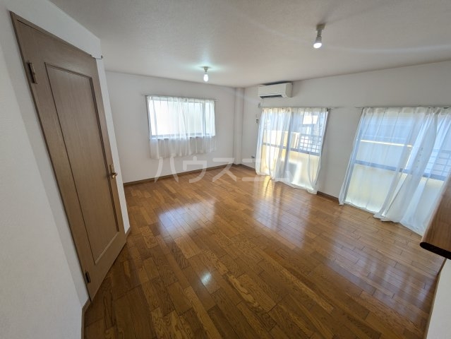 4/23 リビング/ダイニング