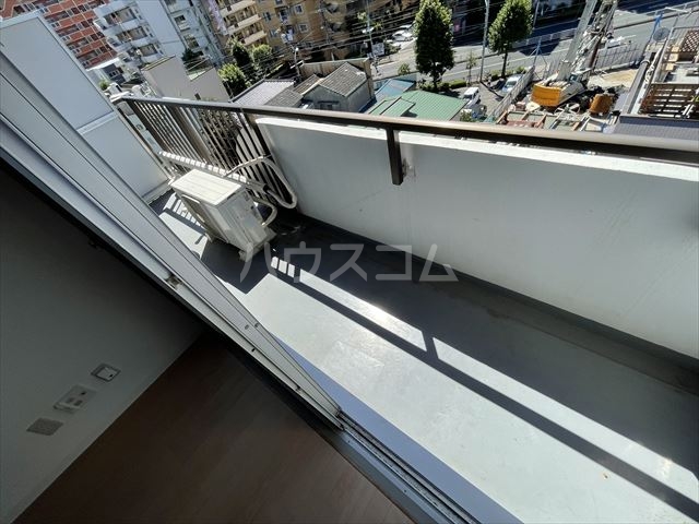 20/30 バルコニー