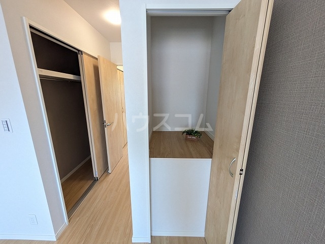 13/30 収納