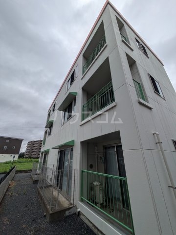2/30 外観