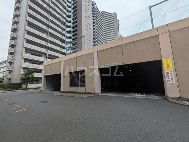 25/30 駐車場