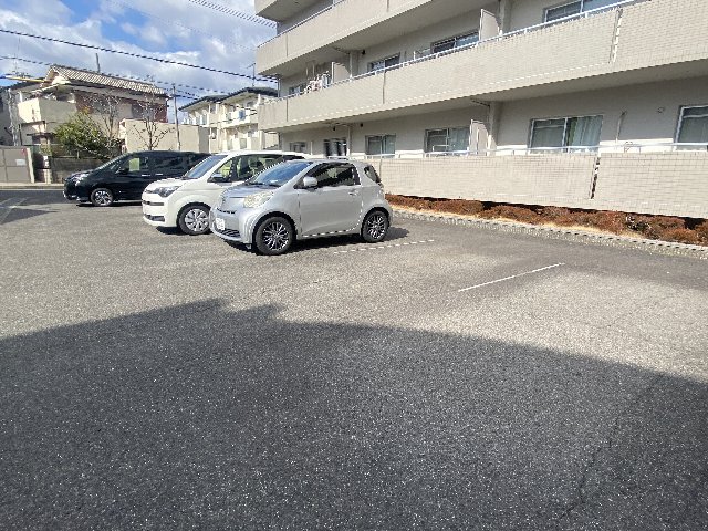 3/4 駐車場