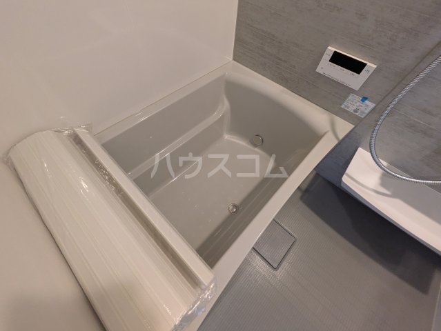 13/30 浴室