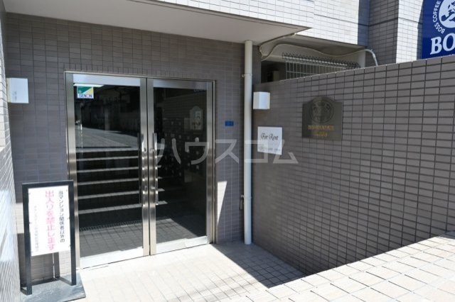 21/24 エントランス