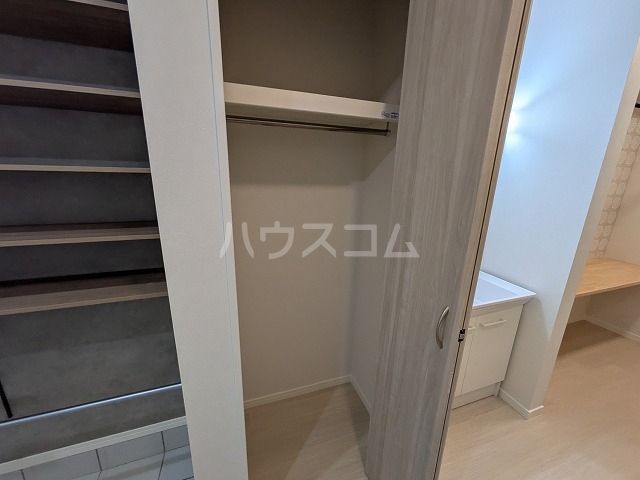 13/30 収納