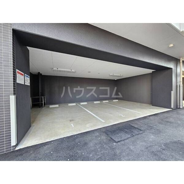 15/20 駐車場