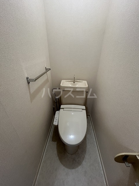 13/30 トイレ
