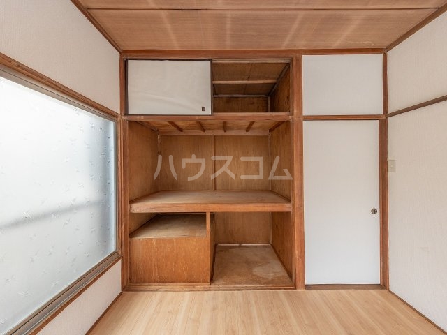 13/30 収納