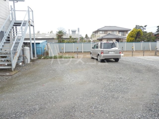 2/3 駐車場