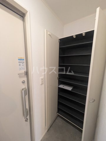 14/30 玄関