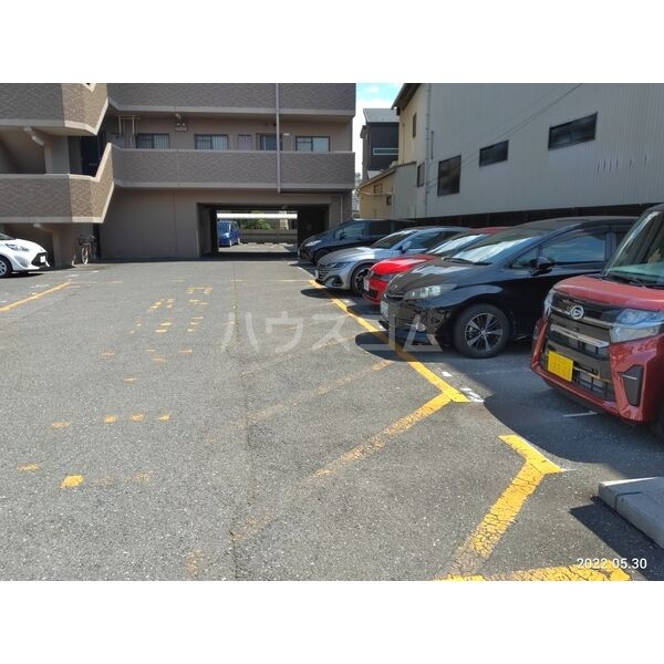 3/5 駐車場