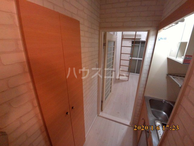 14/30 玄関
