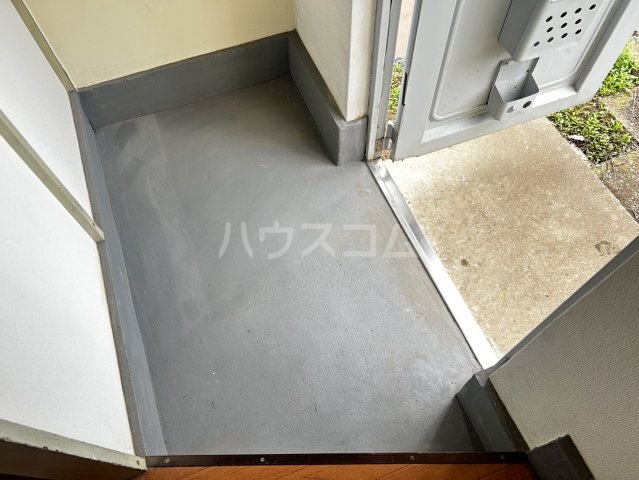 14/30 玄関
