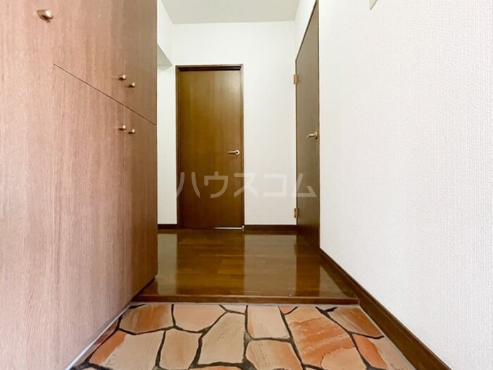 14/30 玄関