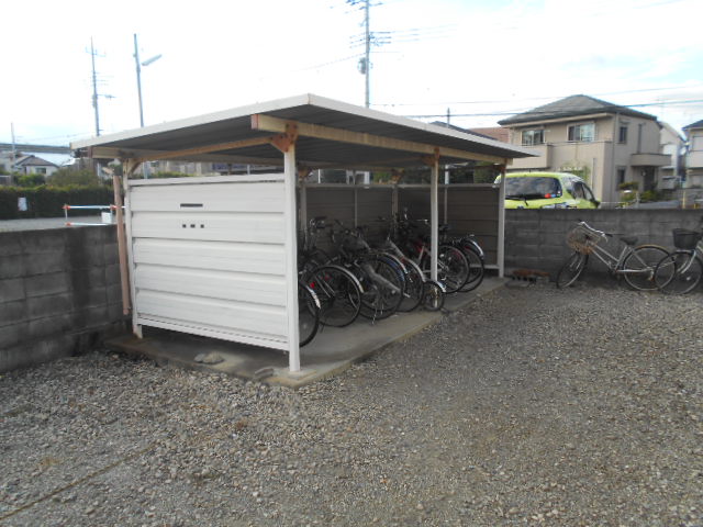 22/28 駐車場
