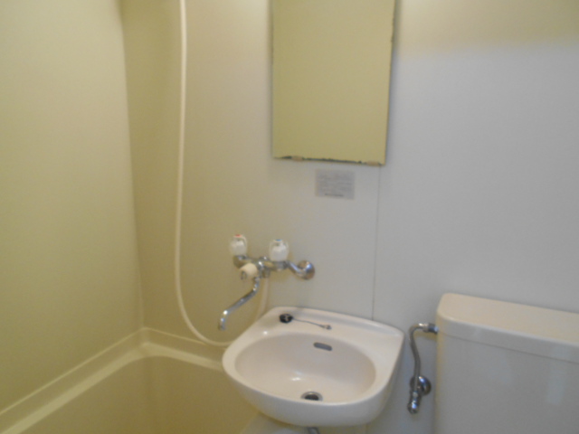 13/28 洗面