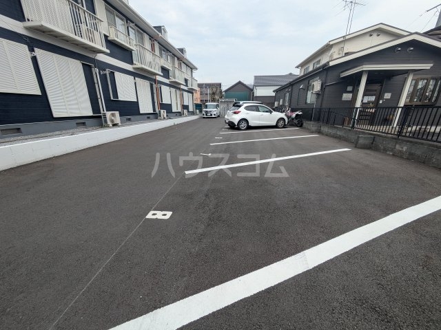 3/4 駐車場