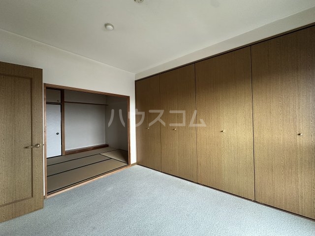 寝室