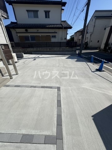 25/26 駐車場