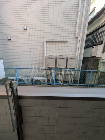 20/30 バルコニー