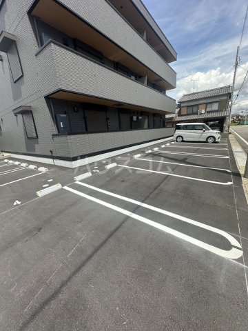 15/21 駐車場