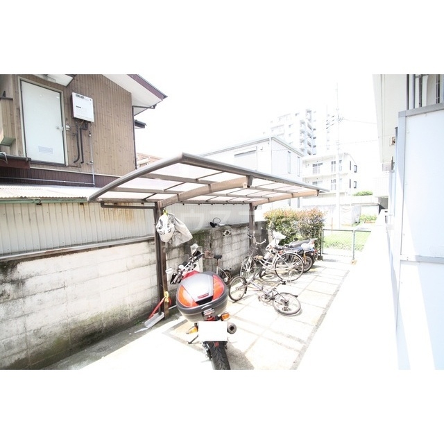 15/16 駐車場