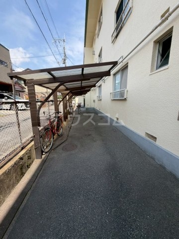 28/30 駐車場