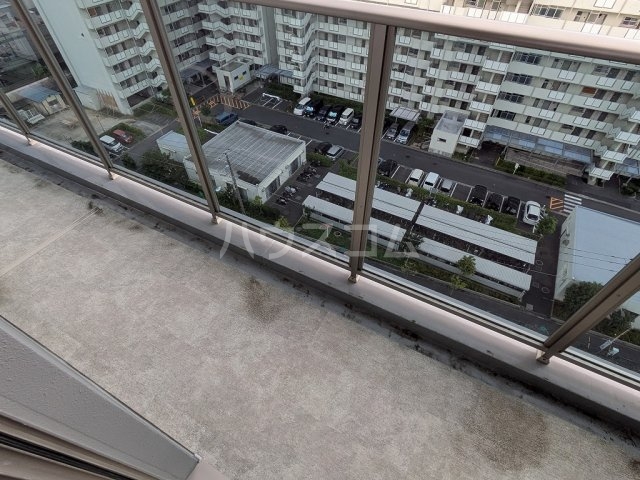 14/28 バルコニー