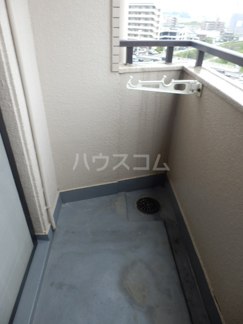 18/25 バルコニー