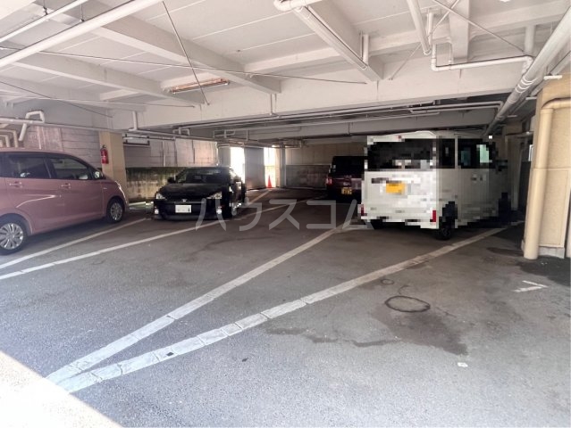 17/25 駐車場
