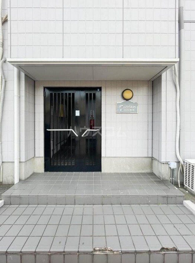 2/13 エントランス