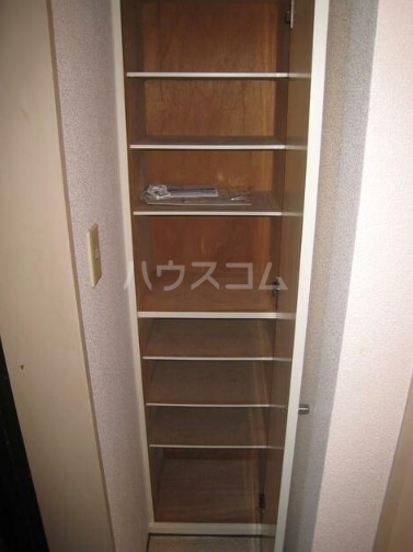 17/23 エントランス