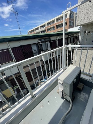 15/22 バルコニー