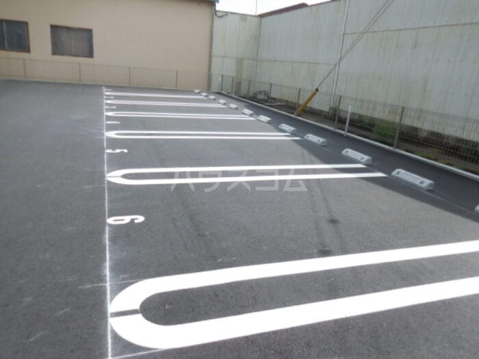 2/2 駐車場