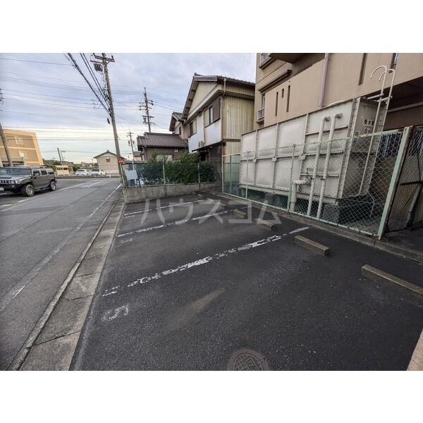 4/8 駐車場