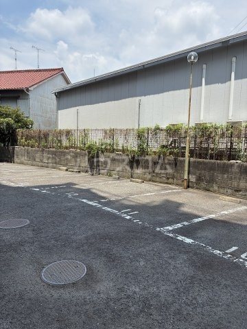 22/30 駐車場