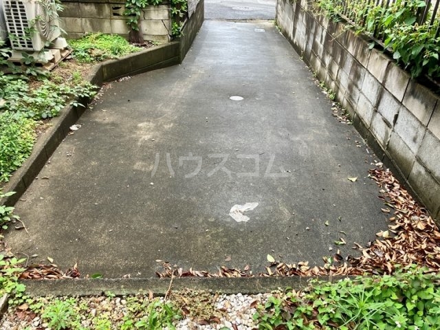 18/24 駐車場