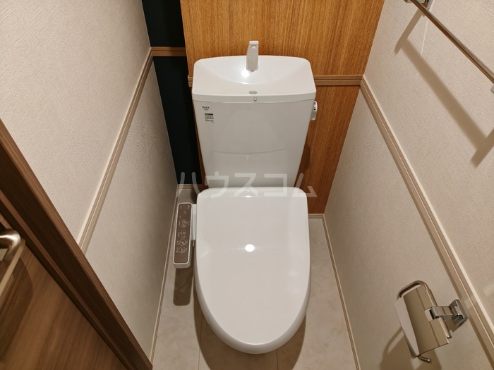 13/30 トイレ