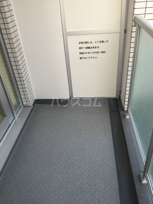 13/17 バルコニー